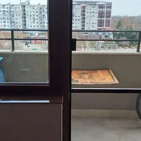18 Apartment *